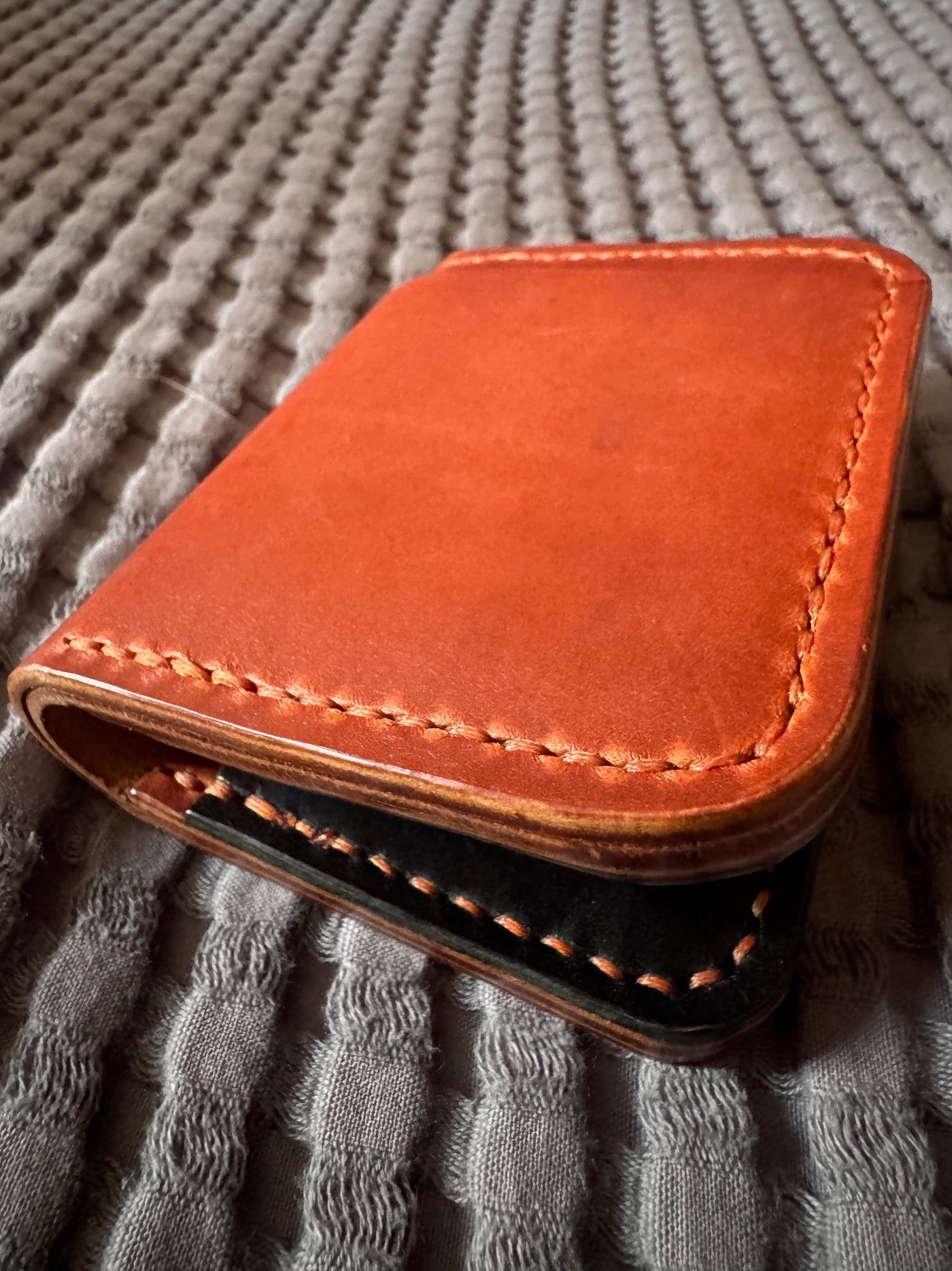HP-16 Tank Billfold — Horween Dublin