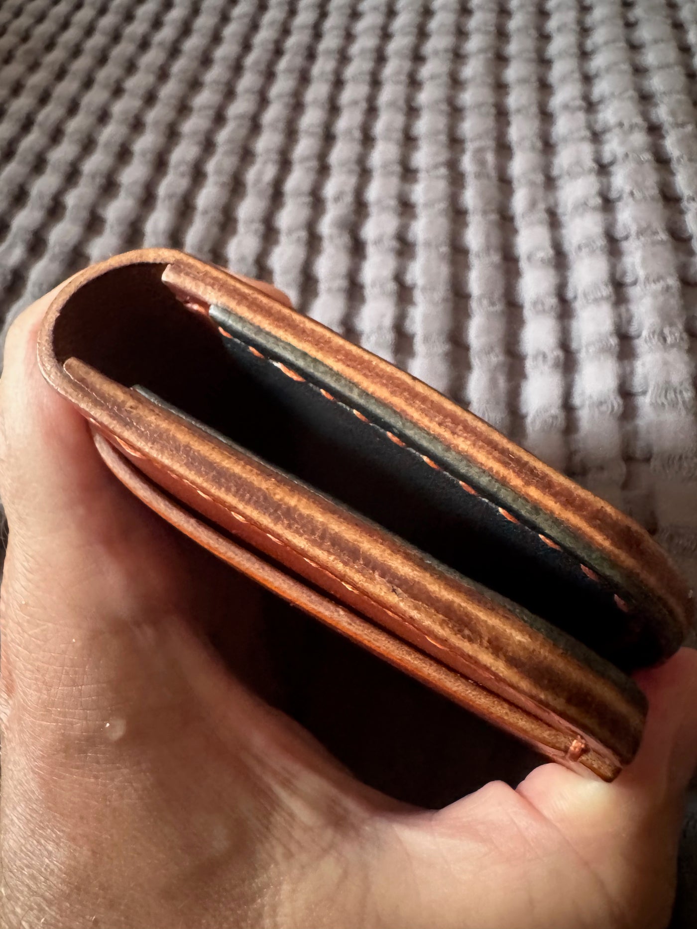 HP-16 Tank Billfold — Horween Dublin