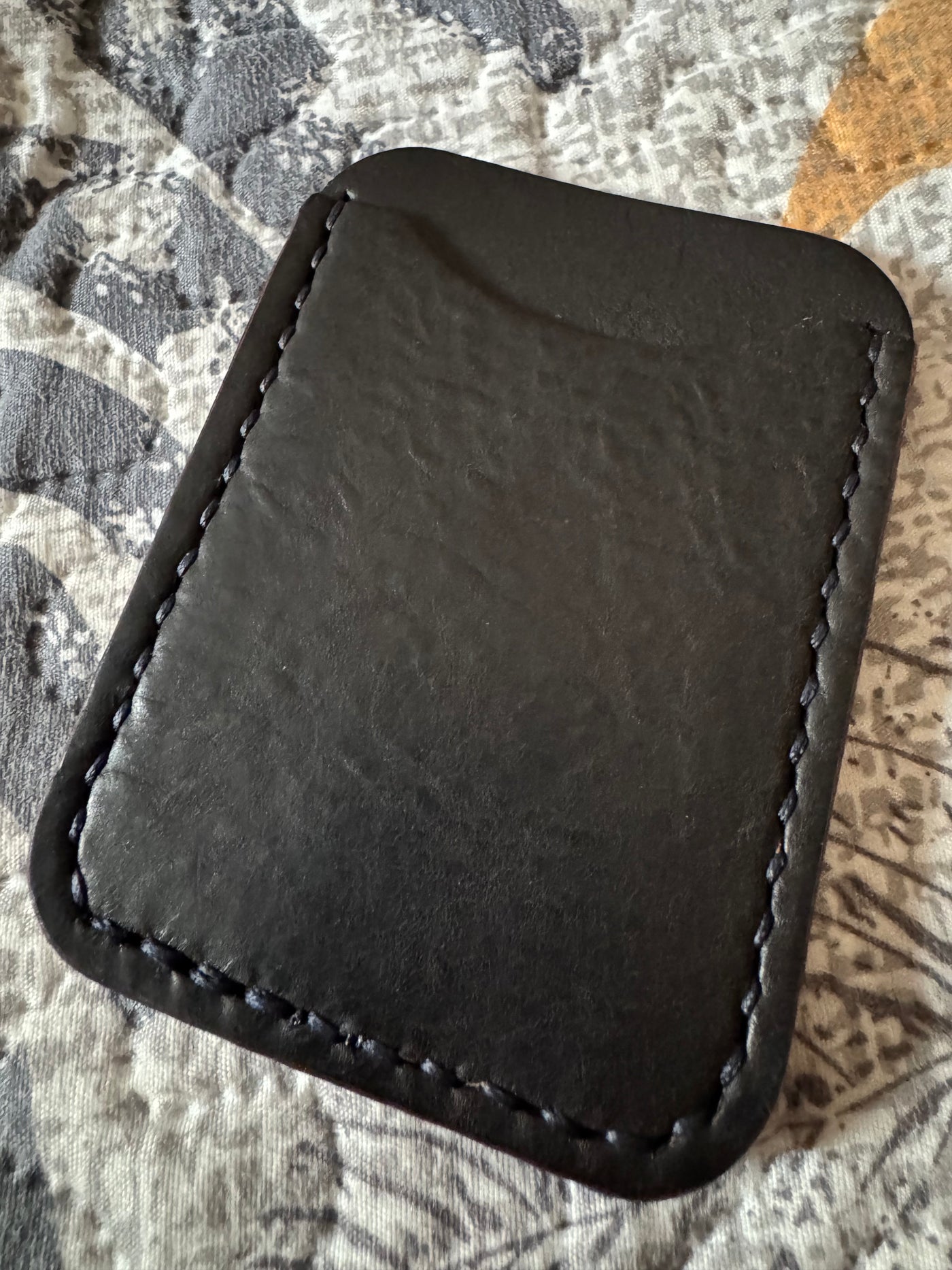 HP-18 Retro Curve — Three-Pocket Wallet