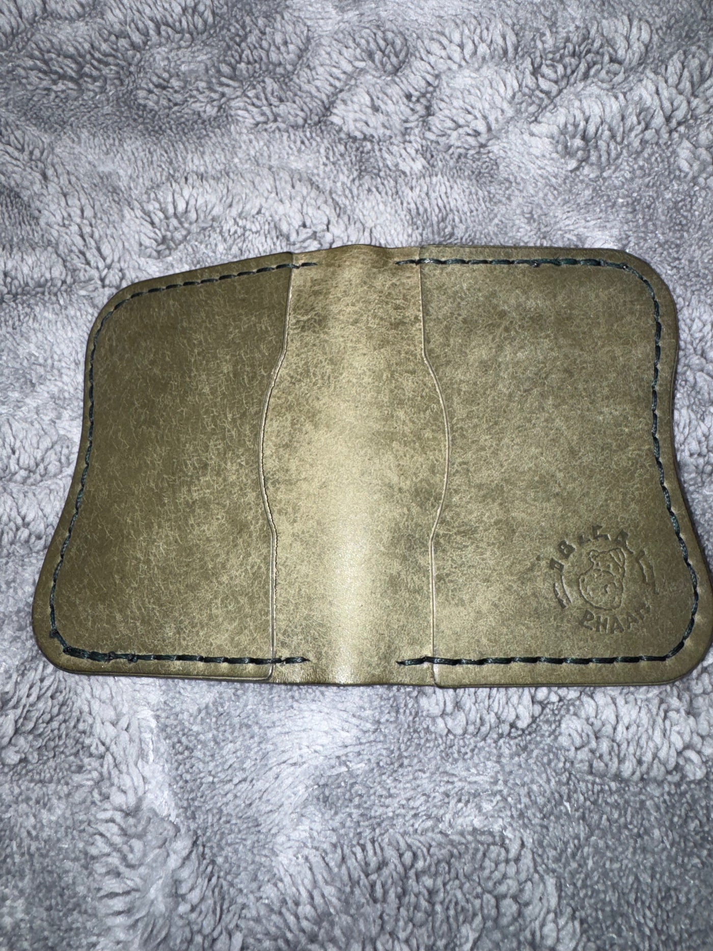 HP-13 Slim Curve — Low-Profile Wallet